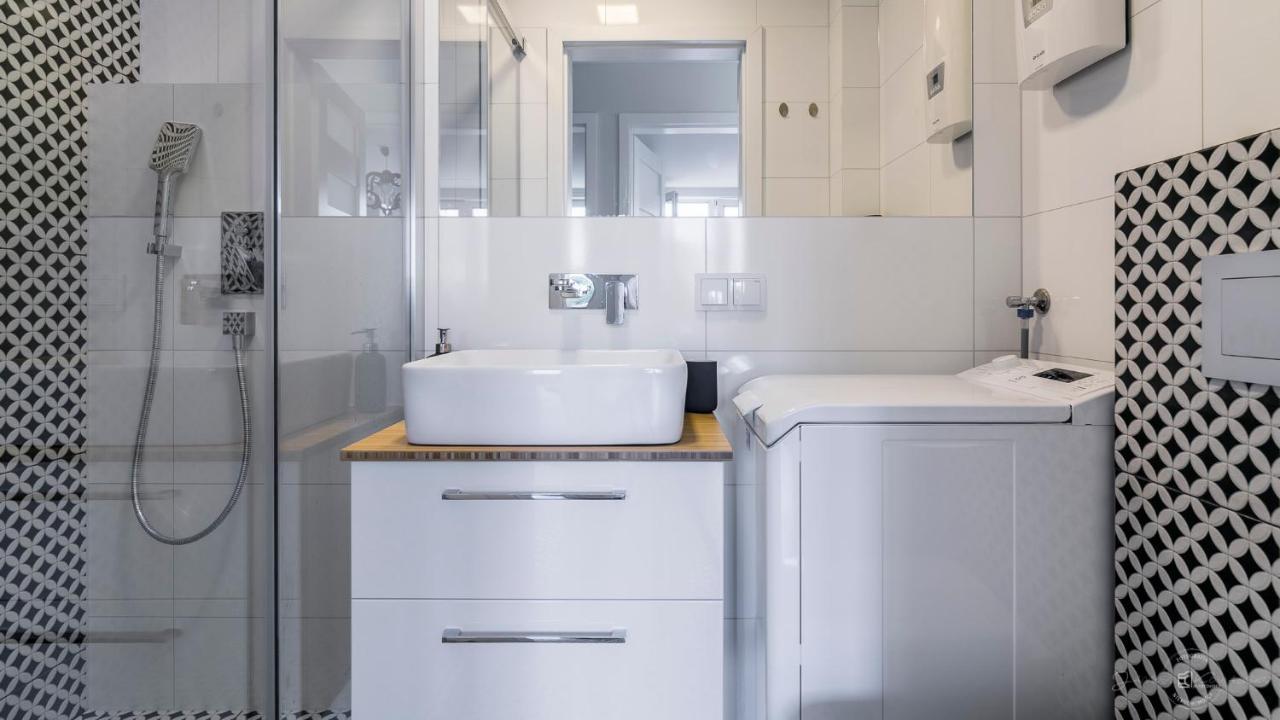 Lejlighed i Lang Gardens på 46 m². Soveværelser: 3. Private badeværelser: 1. Gdańsk Eksteriør billede